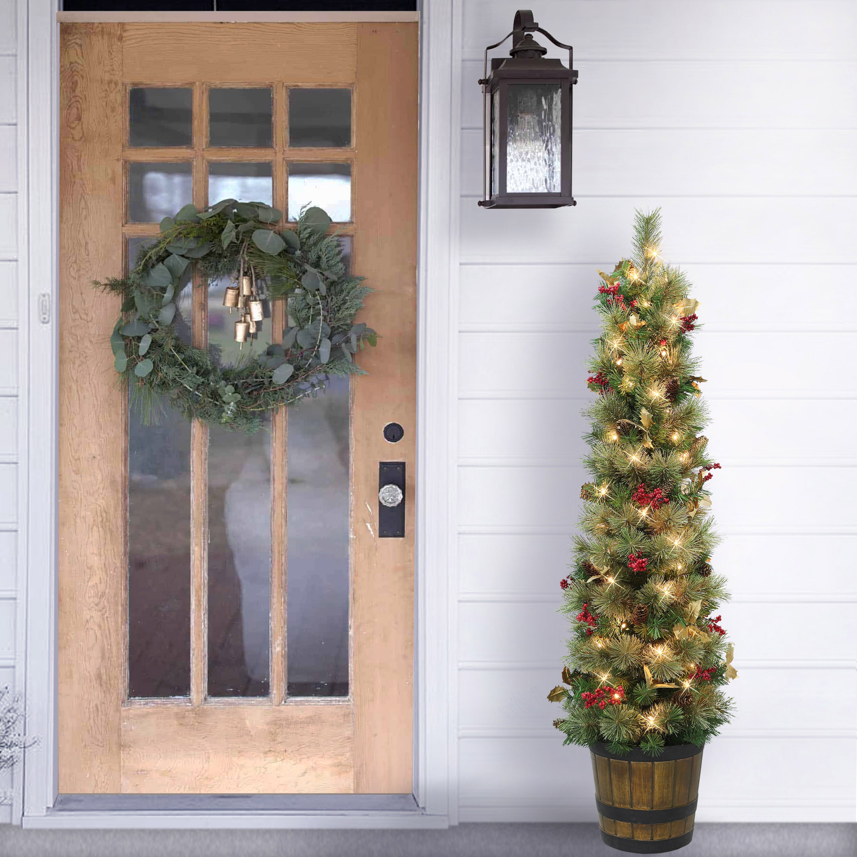 5ft Pre-Lit Potted Glitter Tree