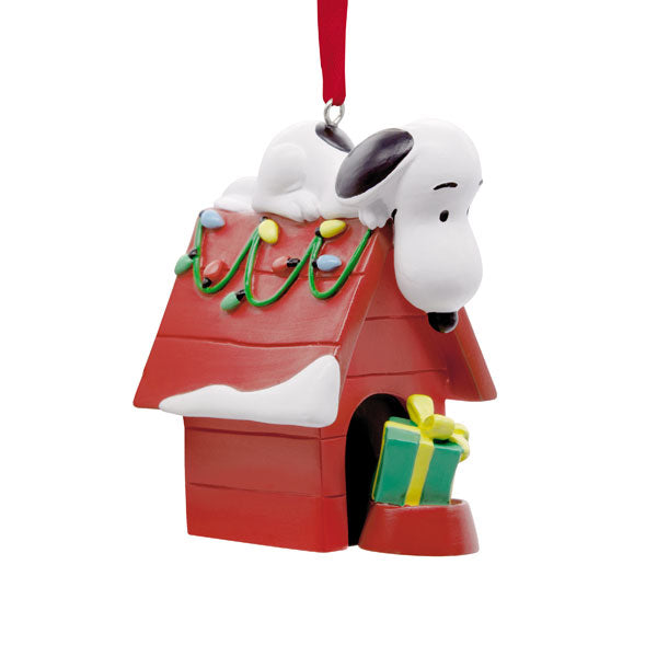 Hallmark Snoopy on Doghouse Ornament # 3HCM2206