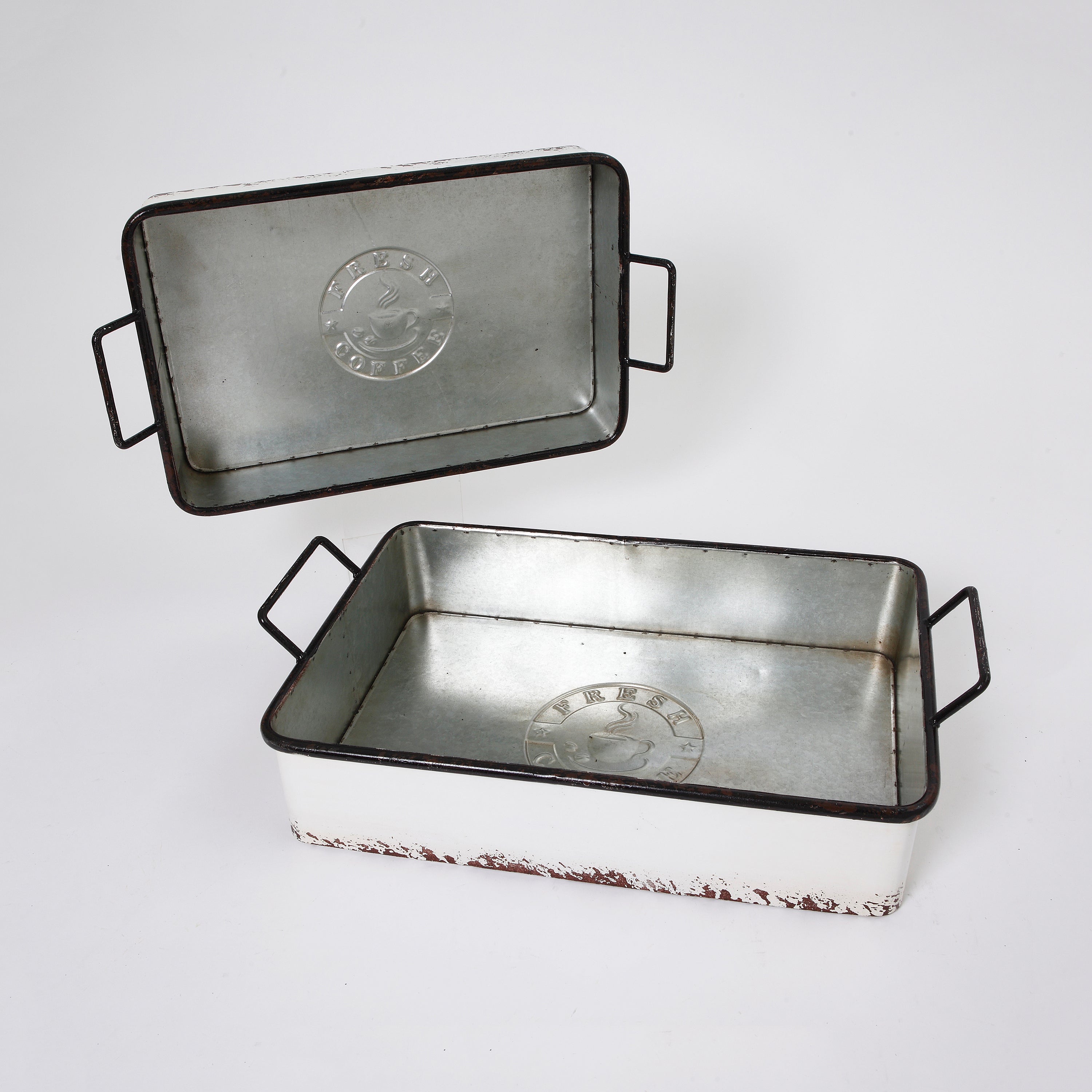 Set of 2 Farmhouse Nesting Metal Trays