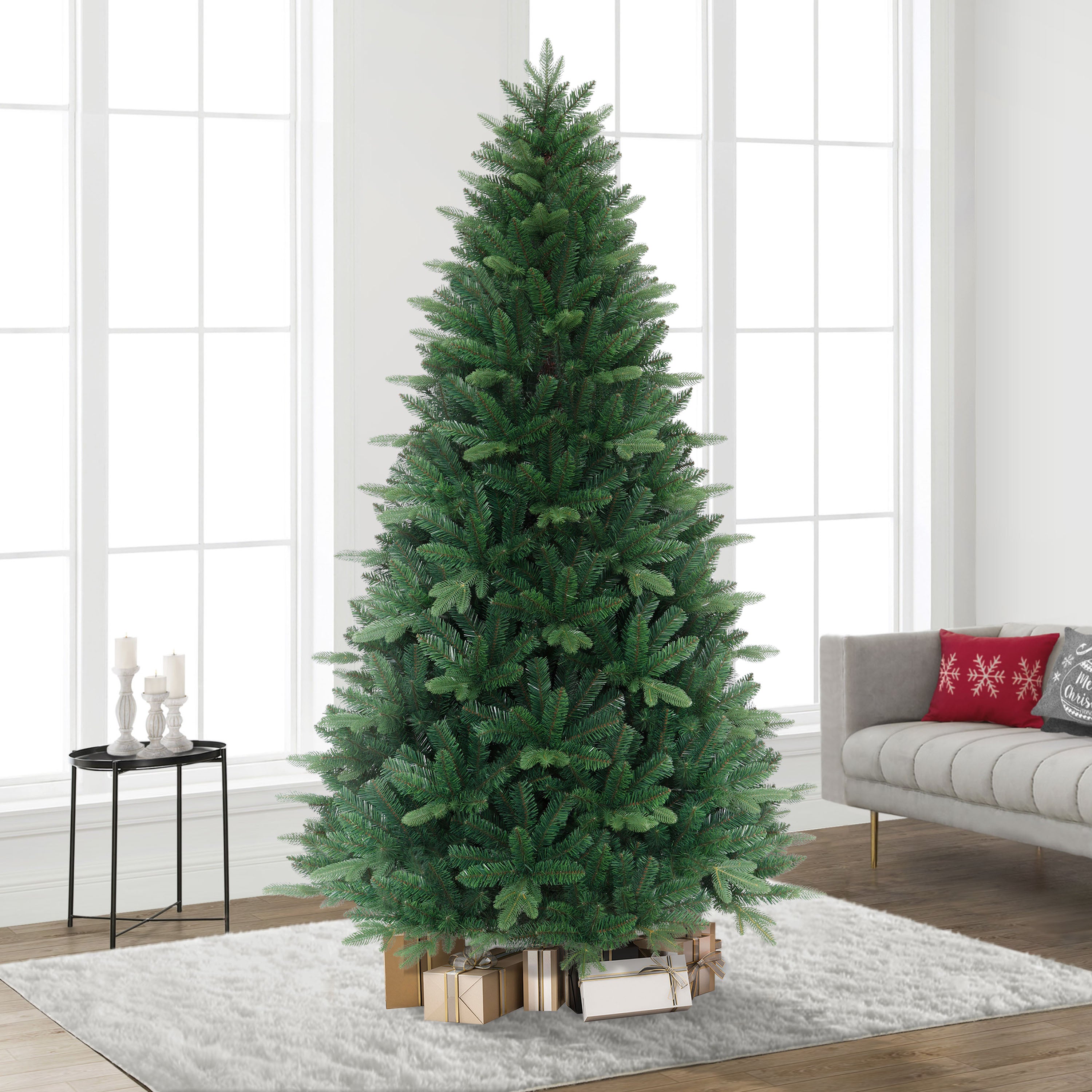 7.5' Oregon Spruce Christmas Tree
