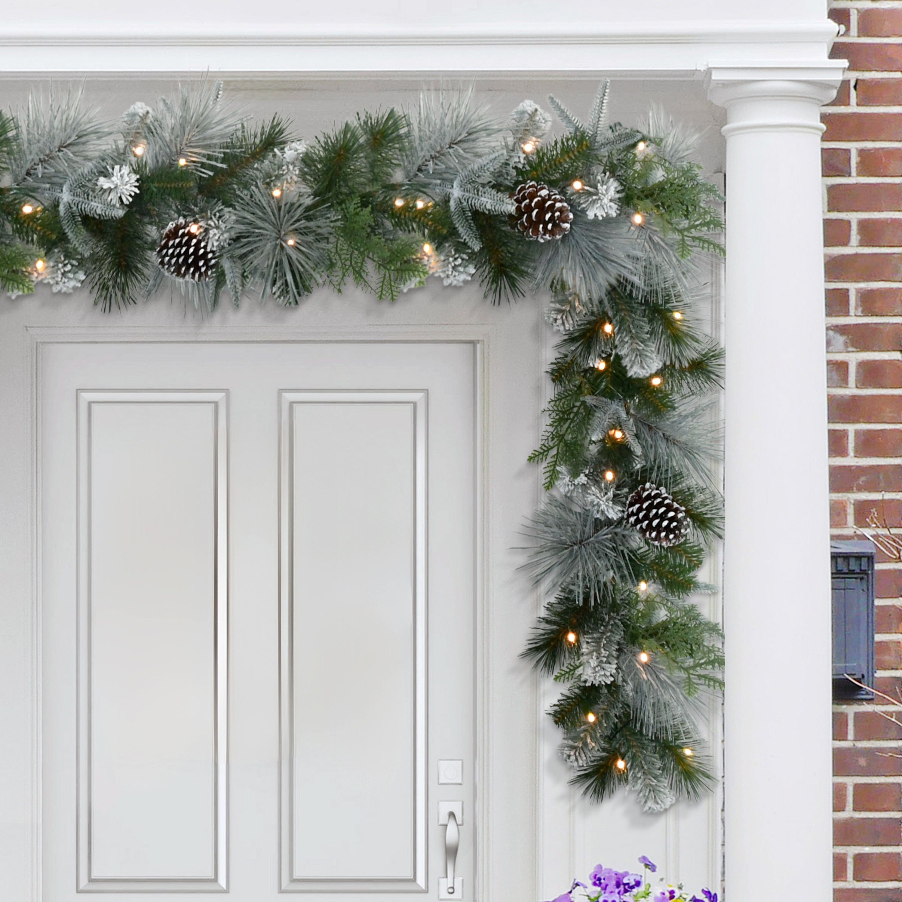 9' x 10" Pre-Lit Battery-Operated Flocked Garland