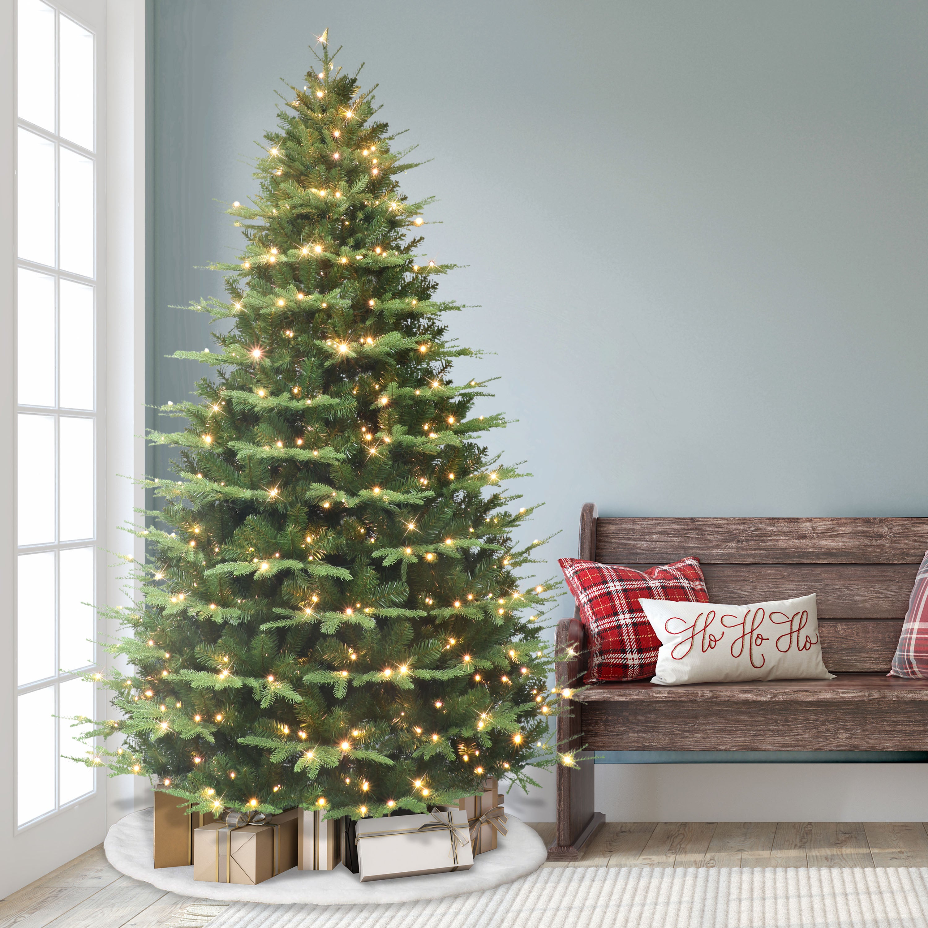 7.5' Pre-Lit Alaskan Winter Fir Tree