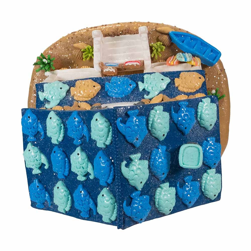 Kurt Adler 8-Inch Gingerbread Beach House with C7 Bulb