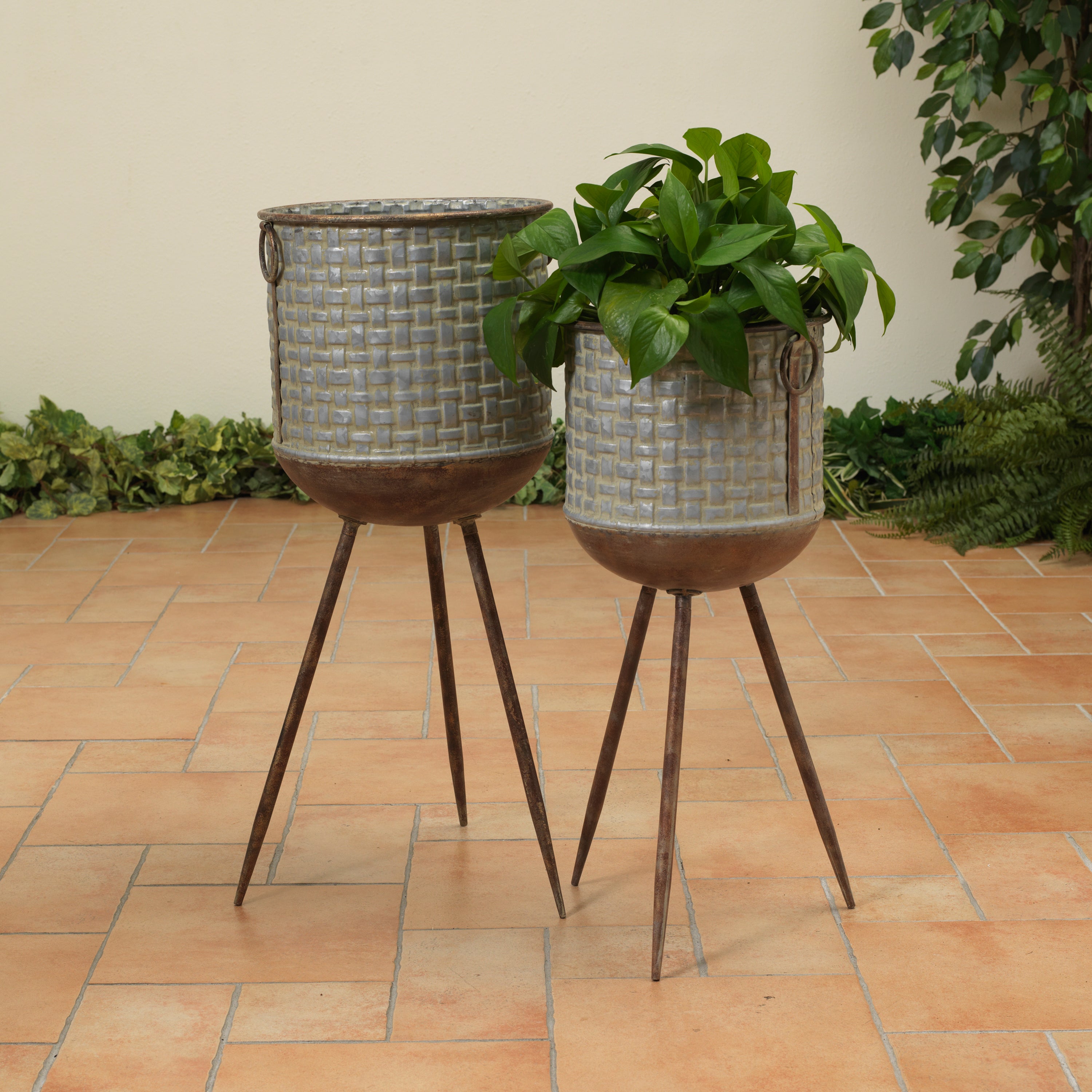 Set of 2 Round Galvanized Planters with Embossed Weave Pattern and Stand