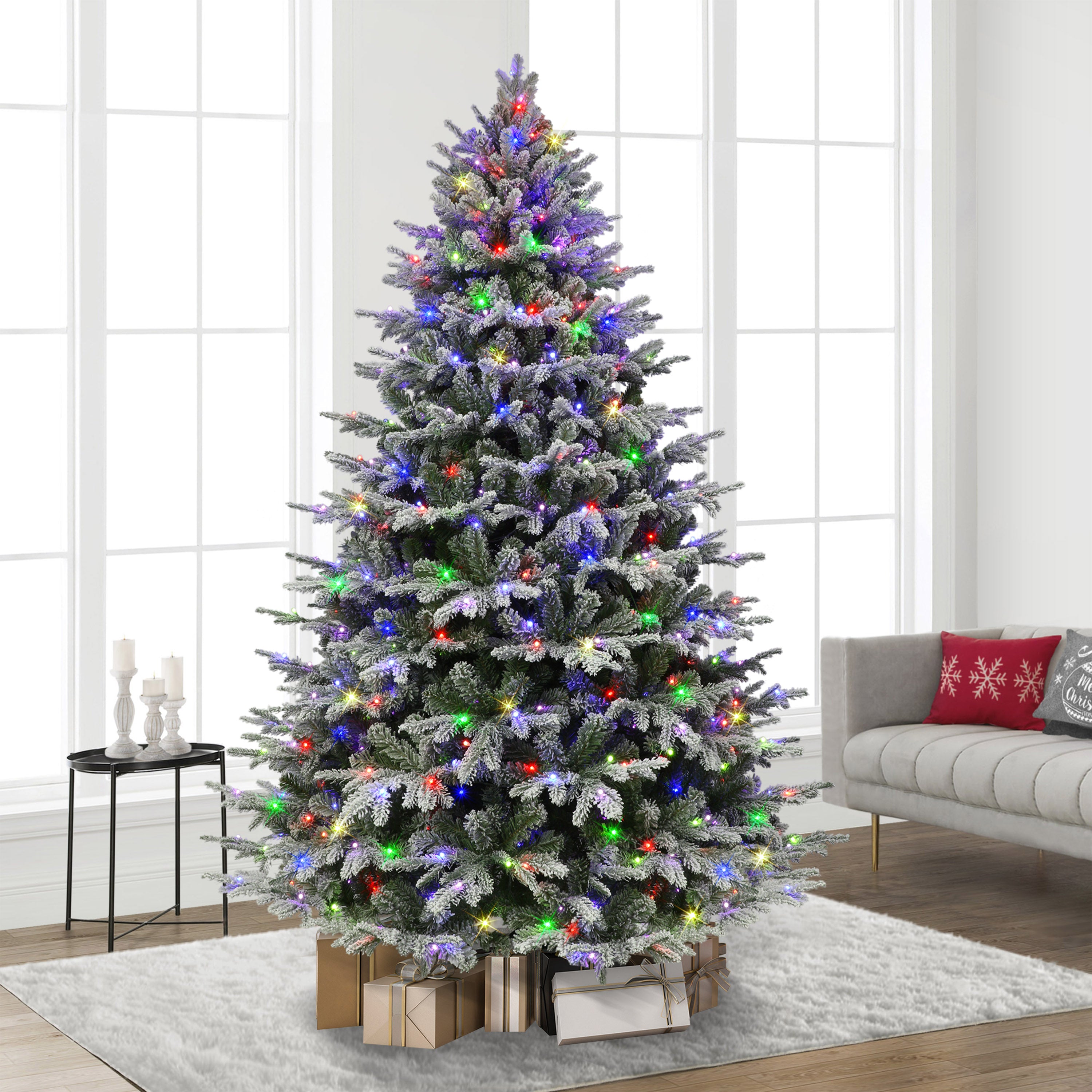 7.5' Pre-Lit Flocked Alaskan Winter Fir Tree