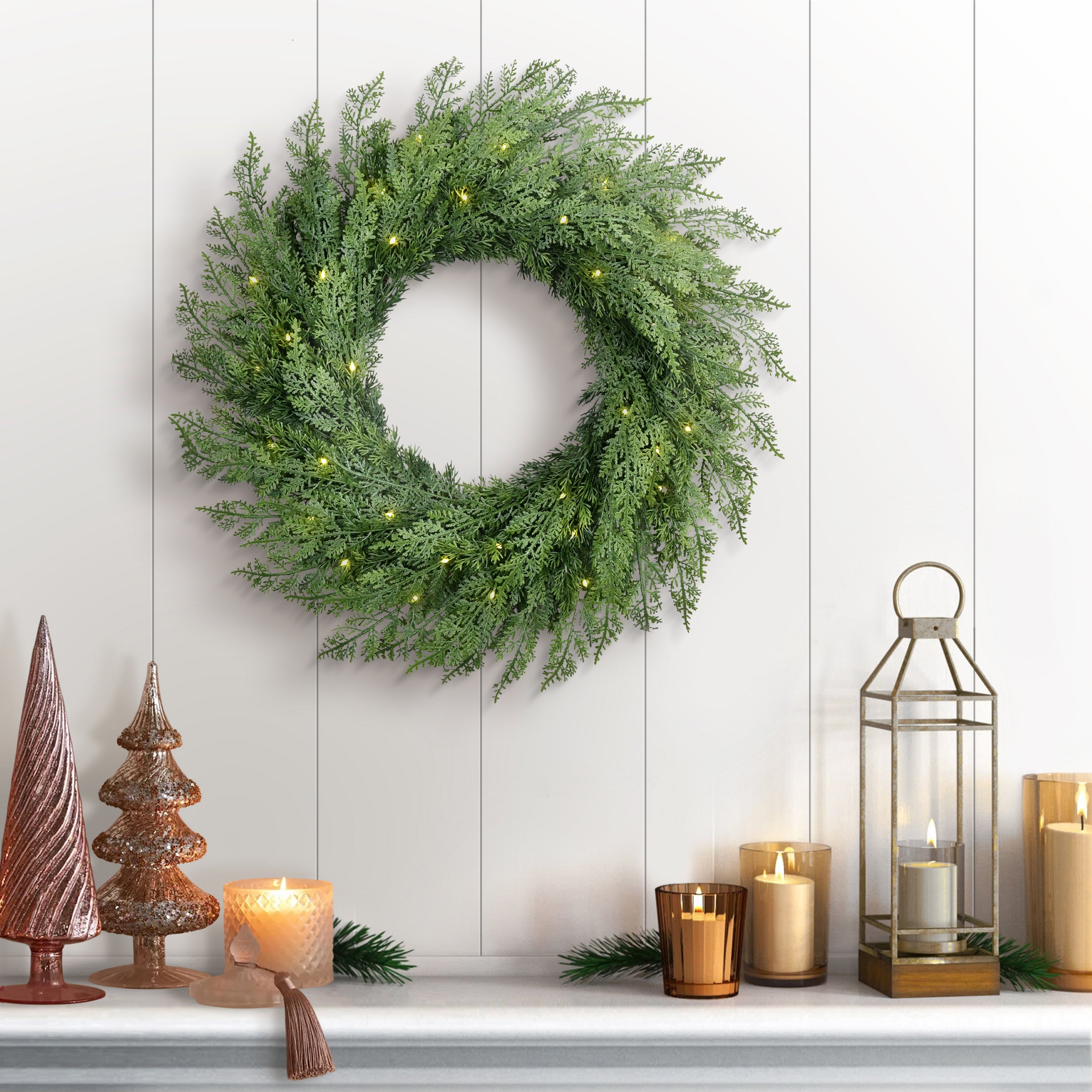 24" Pre-Lit Battery-Operated Flocked Wreath