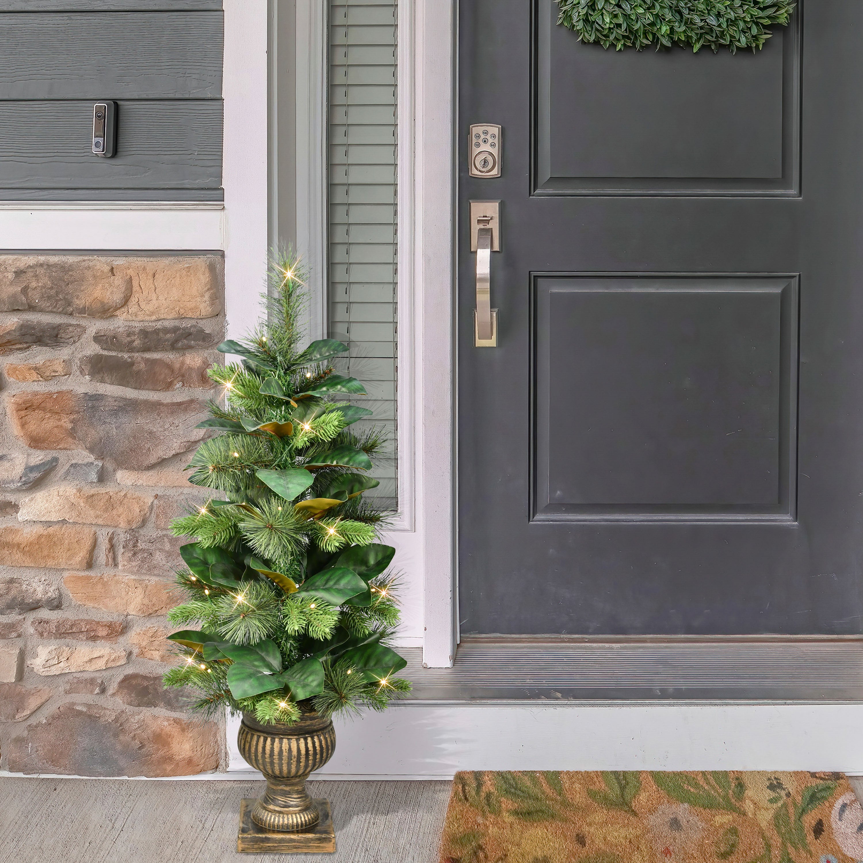 3ft. Pre-Lit Potted Tree