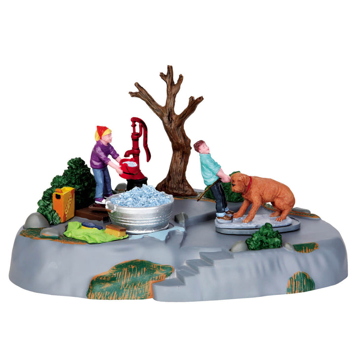 Lemax Village Collection Time For a Scrub, Battery Operated (4.5V) #44770