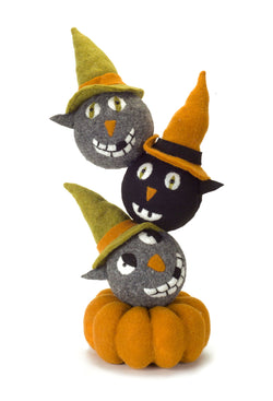 Decorative Halloween Cat Stack